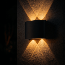 Carregar imagem no visualizador da galeria, Arandela de Parede Externa LED à Prova d’Água – Casare