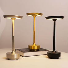 Carregar imagem no visualizador da galeria, Luminária de Mesa Aurora