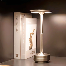 Carregar imagem no visualizador da galeria, Luminária de Mesa Aurora