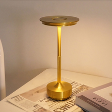 Carregar imagem no visualizador da galeria, Luminária de Mesa Aurora