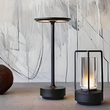 Carregar imagem no visualizador da galeria, Luminária de Mesa Aurora