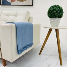 Carregar imagem no visualizador da galeria, Manta Decorativa para Sofá Delicata