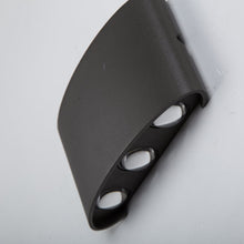 Carregar imagem no visualizador da galeria, Arandela de Parede Externa LED à Prova d’Água – Casare
