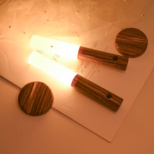 Carregar imagem no visualizador da galeria, Arandela de Parede Inteligente - Casare
