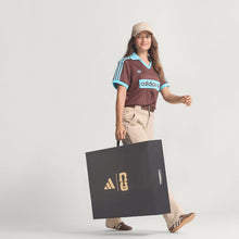 Carregar imagem no visualizador da galeria, Kit de Minibolas Históricas da Copa do Mundo
